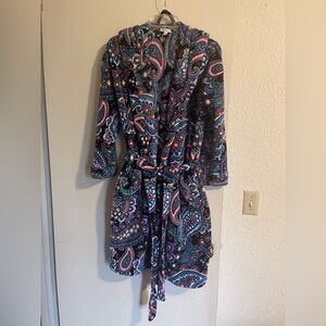 Vera Bradley Hooded Fleece Robe Womens S/M Multi Color Paisley Plush Wrap Tie